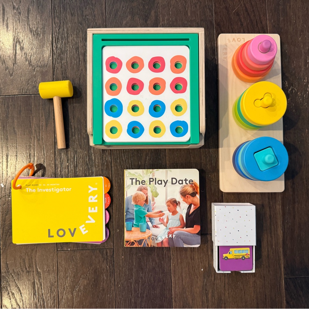 LOVEVERY- The Investigator Play Set (31, 32, 33 months)